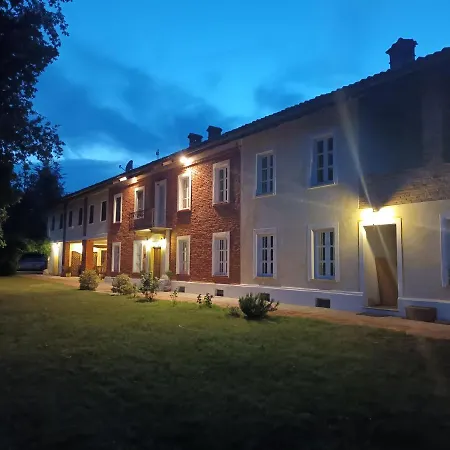 Guest House La Carolina Tigliole
