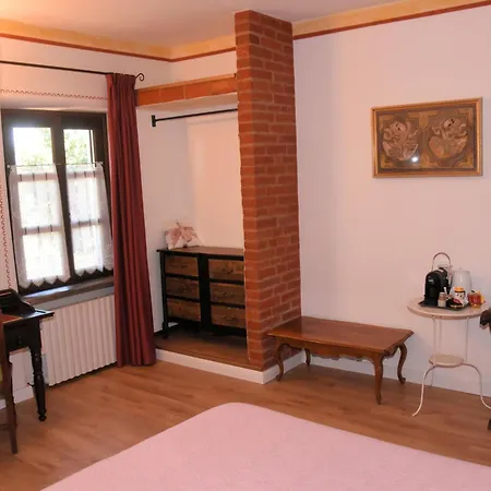 Guest House La Carolina Apartment